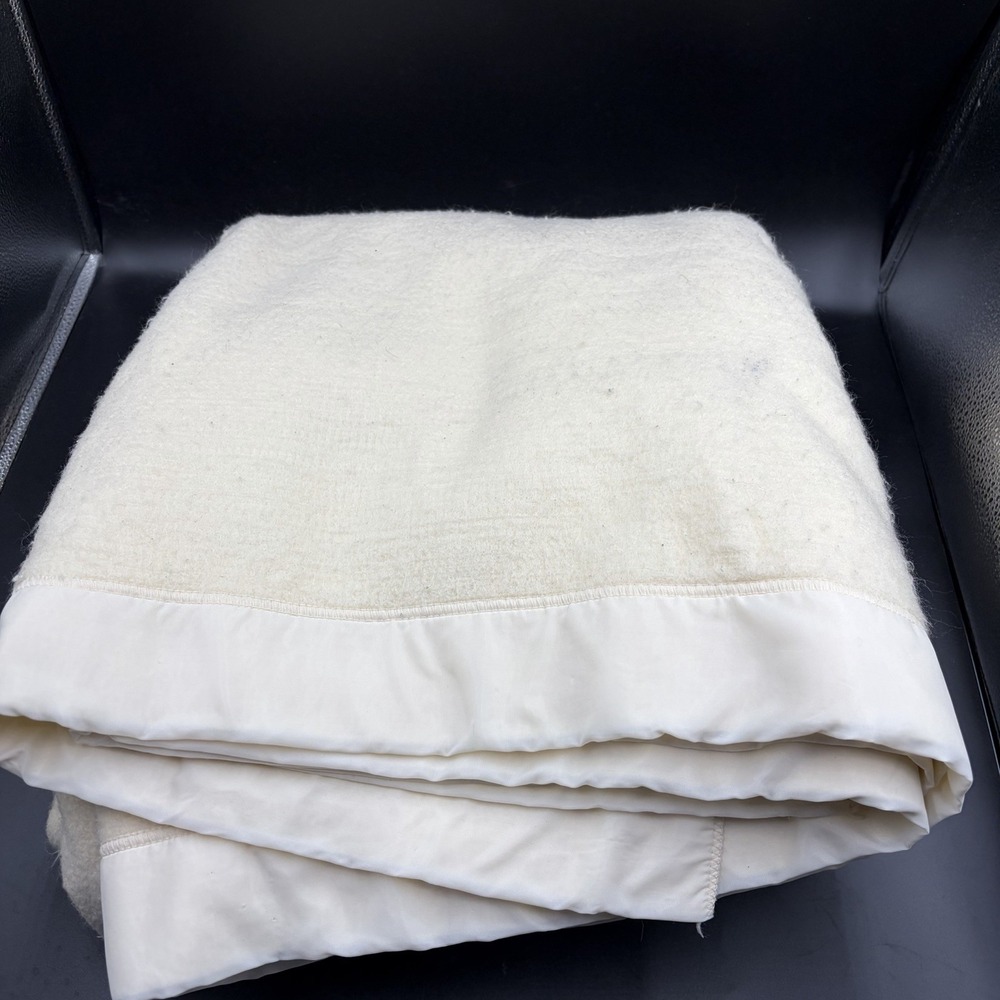 Vintage Cream Satin Trim 100% Acrylic 84x84 Blanket  Granny Core County